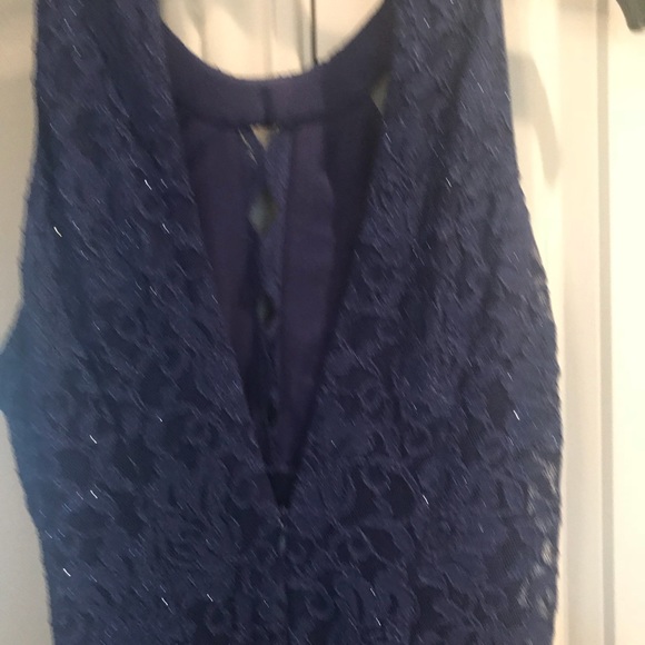 Nightway Lace Keyhole Dress - Picture 4 of 4